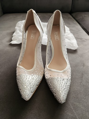 Quiz shoes - quiz,