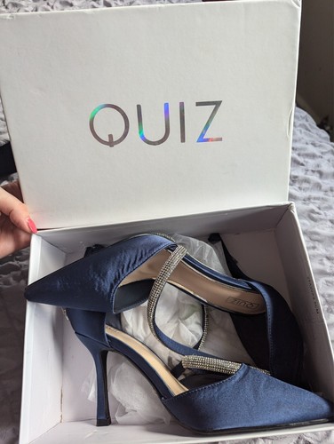 Quiz shoes - quiz,